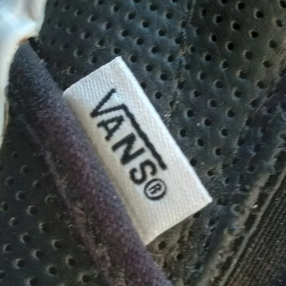 Vans Unisex Sneakers - Picture 6 of 9